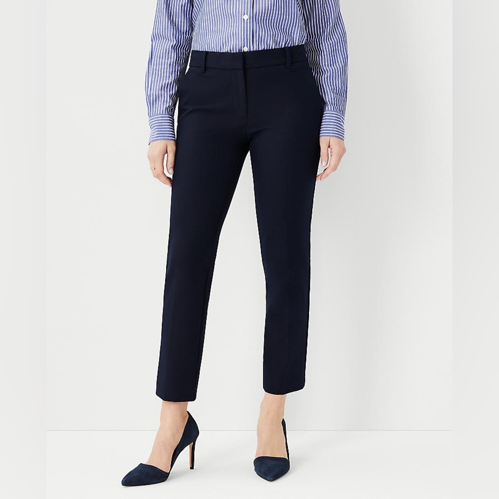 Ann Taylor Factory "The Ankle" Pants – Curvy Fit – Navy Blue – Size 8